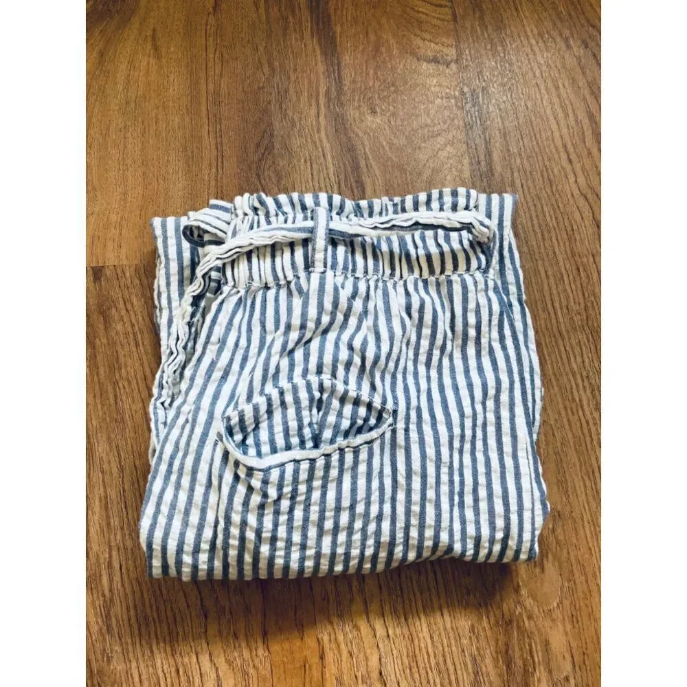 Forever 21 pants with paper bag‎ waist & belt sz M